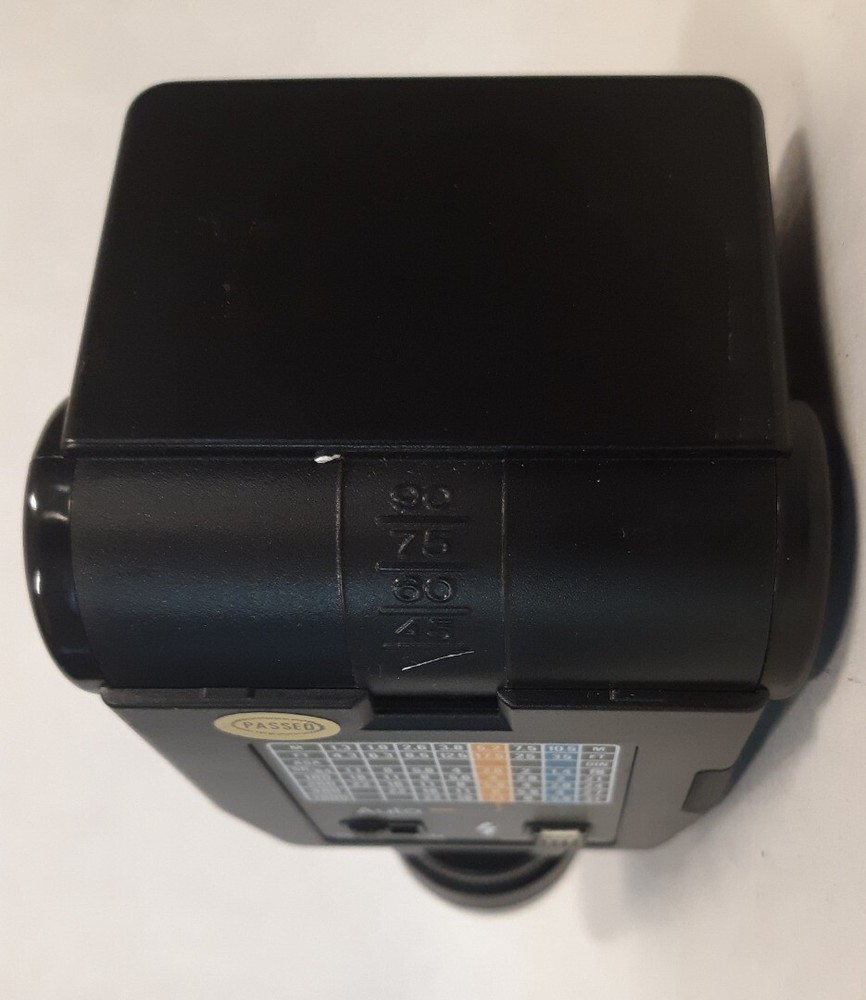 Nikon Speed Light SB-700 Untested