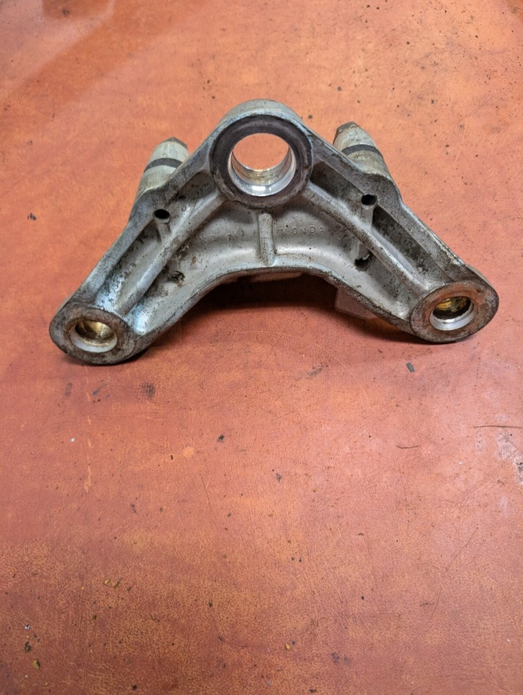 Honda CL77 Triple Tree Top