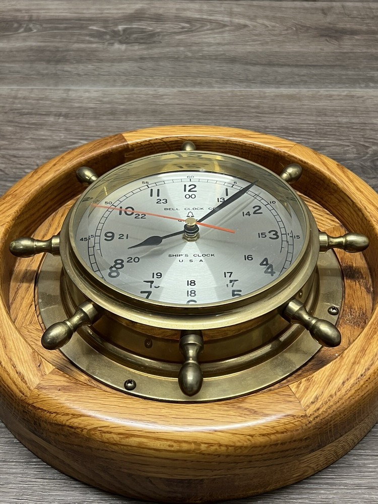 VTG Bell Clock Co. Brass Ships Wheel Case Quartz Clock Oak Frame MCM Display
