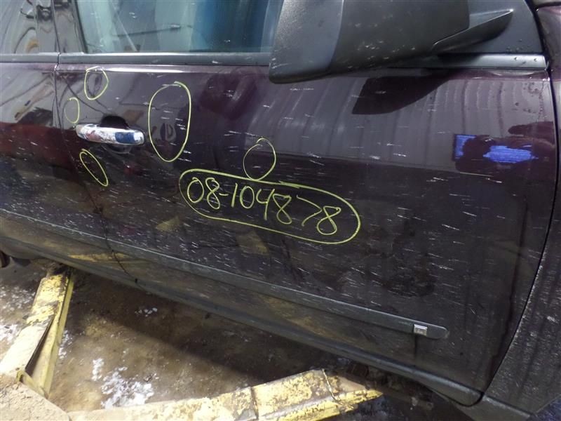 OUTLOOK 2008 Rocker Panel Moulding 9862738