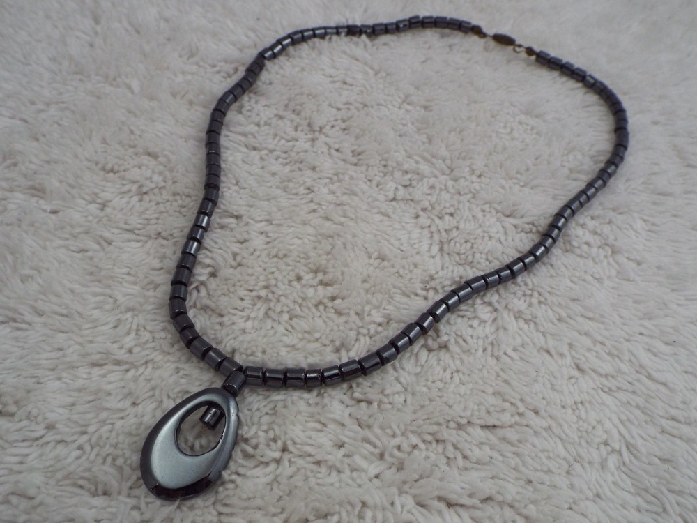 Hematite Pendant Necklace (A24)