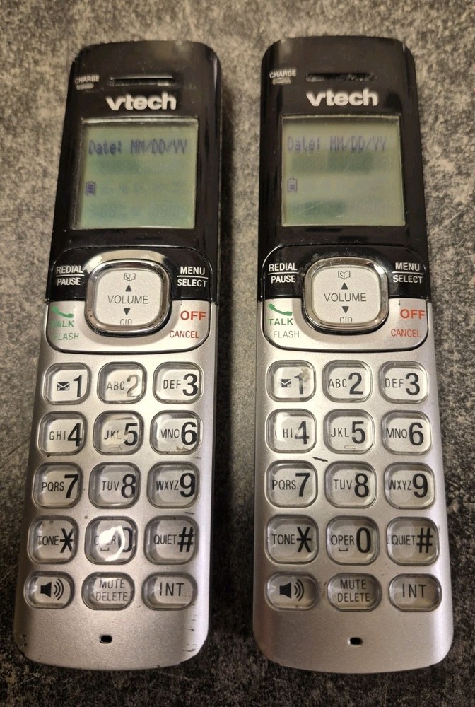 VTech CS6529-3 Digital Answering System 2 Phones & Base Works Missing 1 Cradle