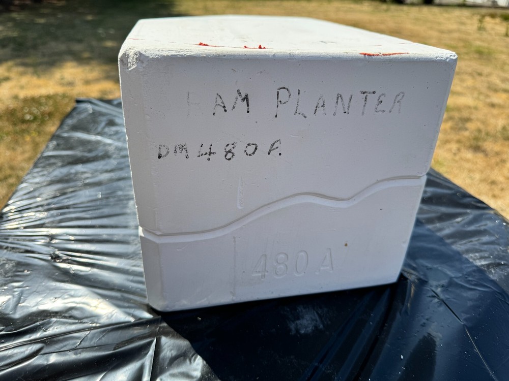 VINTAGE DUNCAN CERAMIC MOLD #DM- 480 A RAM PLANTER