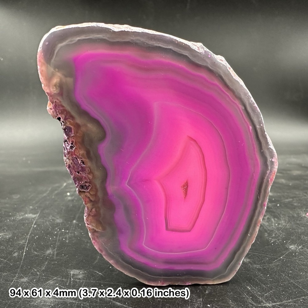 Agate slice (black) for decoration and display
