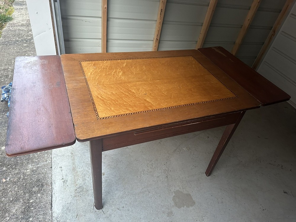 Vintage Draw Leaf Dining Table Amish Beautiful Wooden Pull Leaf Extension Table