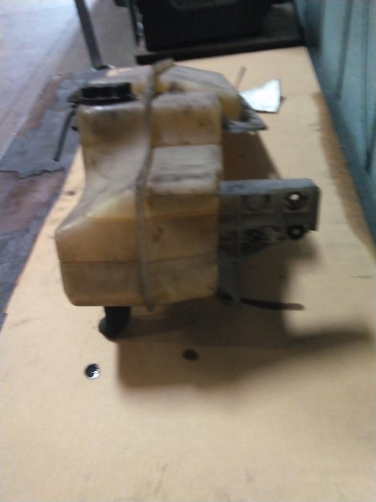 For 2017 VOLVO VNL RADIATOR OVERFLOW TANK , IL