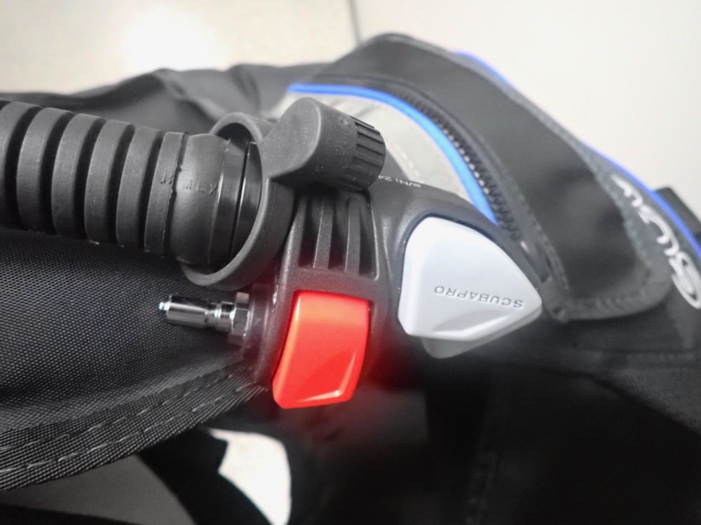 Scubapro Classic BCD Size Medium New? Tested
