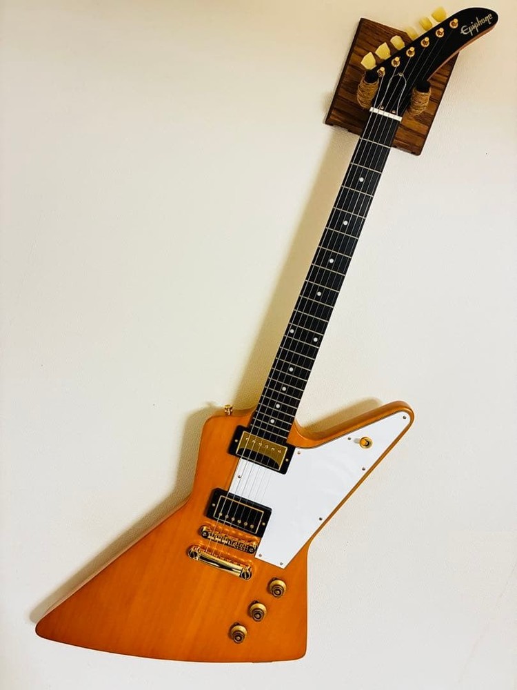 EPIPHONE 1958 Explorer Aged Natural Safe Packing!