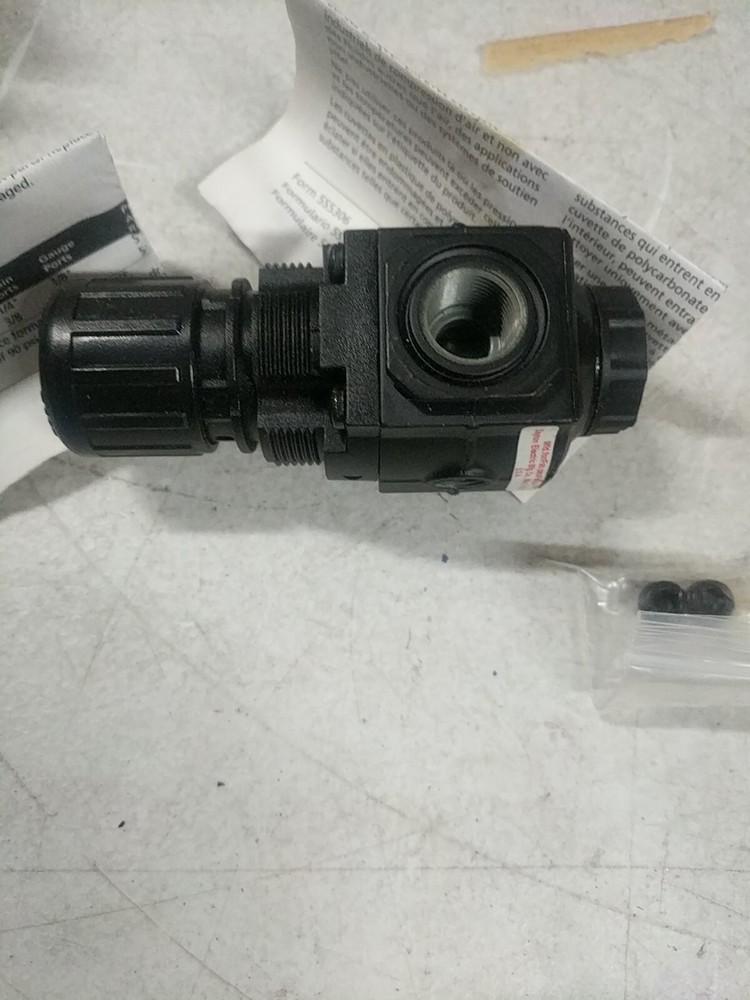 DAYTON 3/8" AIR REGULATOR 4ZM15