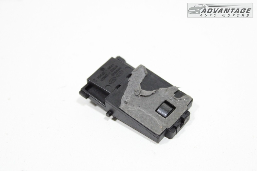 2020-2022 HYUNDAI PALISADE WINDSHIELD HUMIDITY TEMP TEMPERATURE SENSOR OEM
