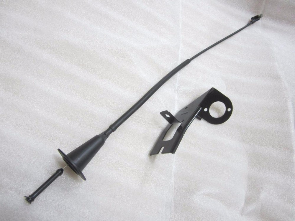 Genuine Chrysler Dodge Cruise Control Servo Speed Control Cable & Bracket