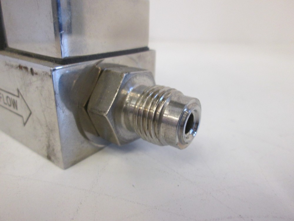 Unit Instruments, UFC-1020, Mass Flow Controller, 20 SLM, H2, Used