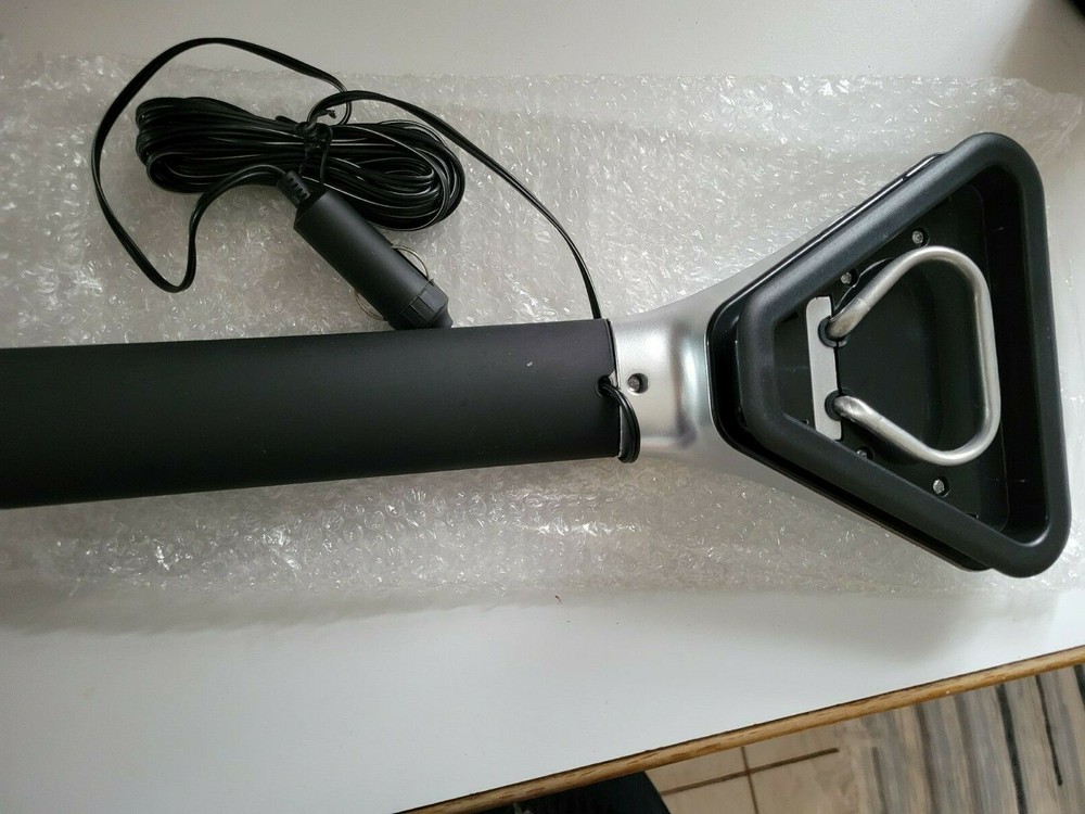 Eddie Bauer Heated Auto Ice Scraper Built In Flashlight 15' Cord Handle Extends