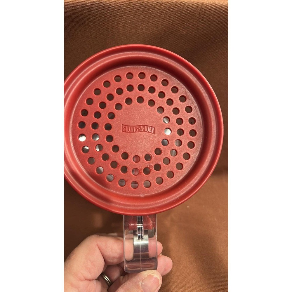 Swing-A-Way 4 cup Easy Release Fat/ Gravy Separators