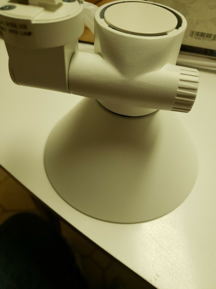 Homelyter. HT31WH. Track head white