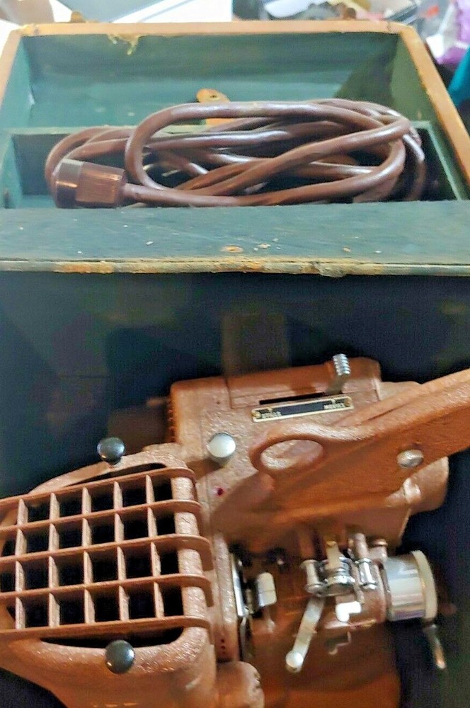 Ampro Precision Projector Chicago ILL.