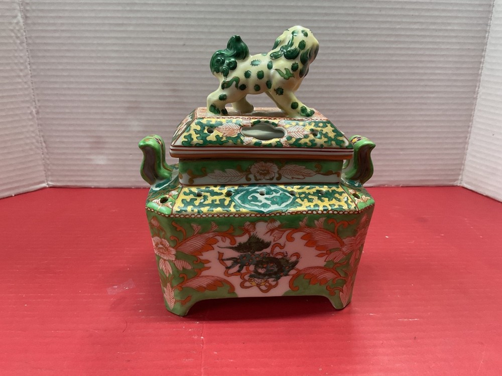 censer foo dog lid included