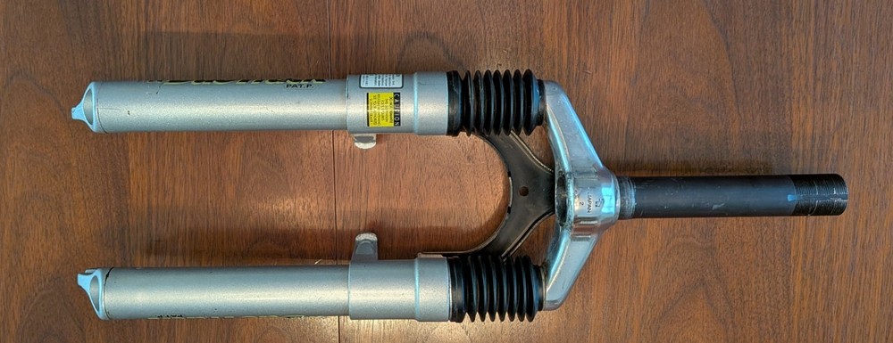 SR DuoTrack Suspension Bicycle Fork for 20" Wheel 1" Threaded Steerer Used