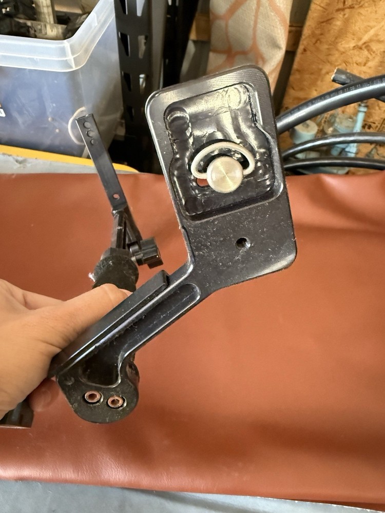 Custom Brackets CB Junior Rotating Camera Flash Handle
