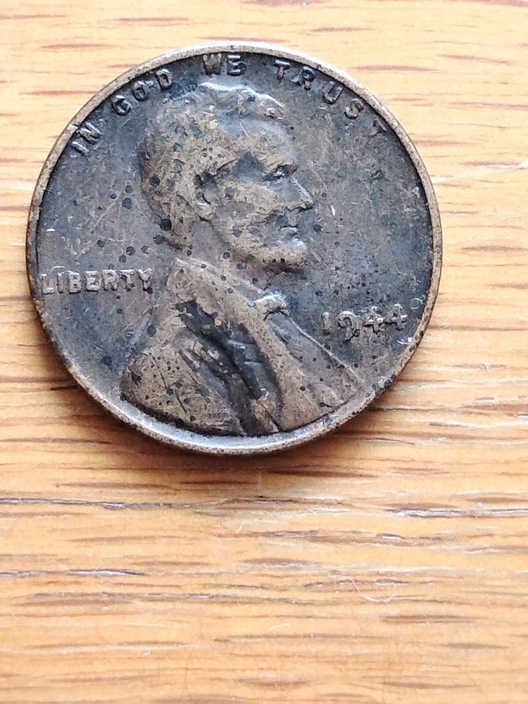 Wheat Pennie  1944, No Mint Mark & Error "L "On Rim