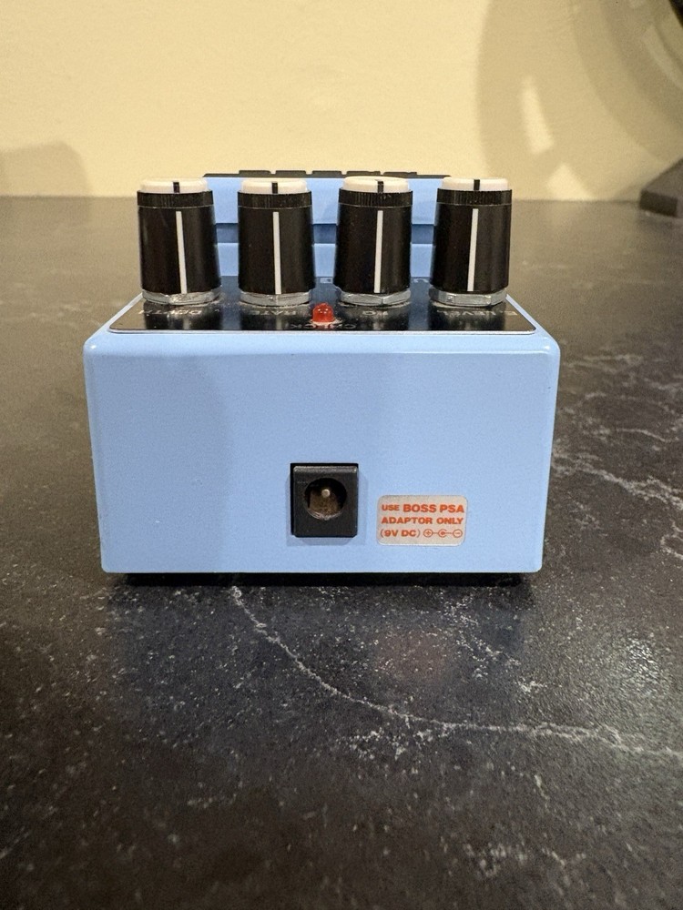 Boss Super Chorus CH-1 Effects Pedal