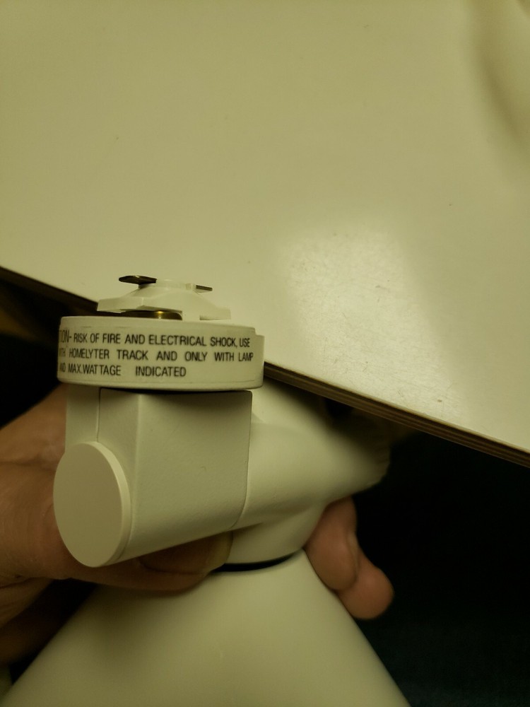 Homelyter. HT31WH. Track head white