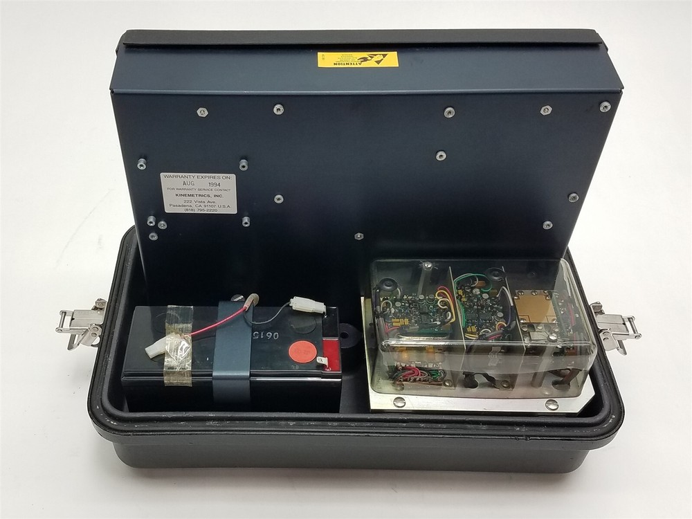 Kinemetrics SSA-2 Digital Solid State Strong Motion Accelerograph Recorder