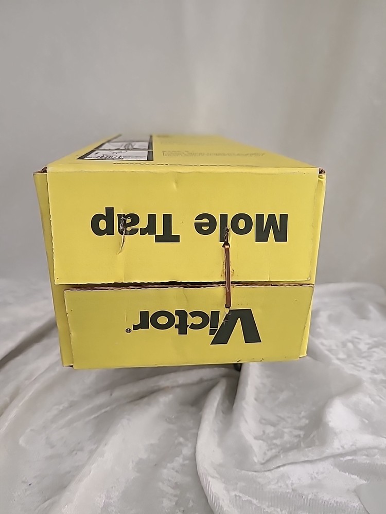 VICTOR Original Mole Trap Spring Spike Plunger Style Model 0645