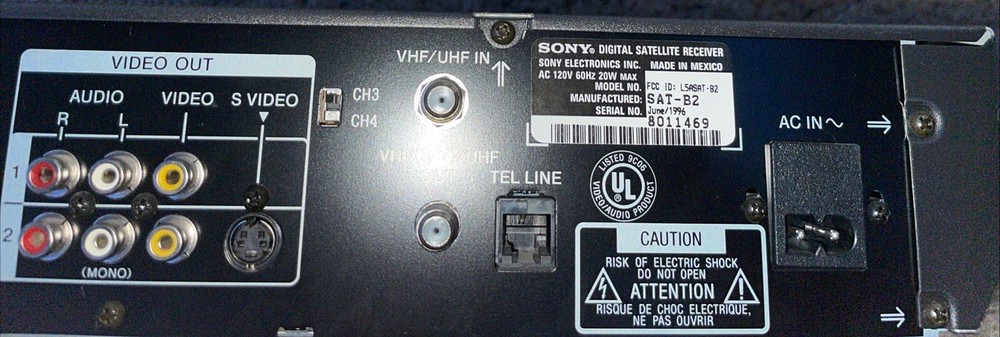 Sony SAT-B2 DIRECTV Direct TV Digital Satellite Reciever Decoder Unit Television
