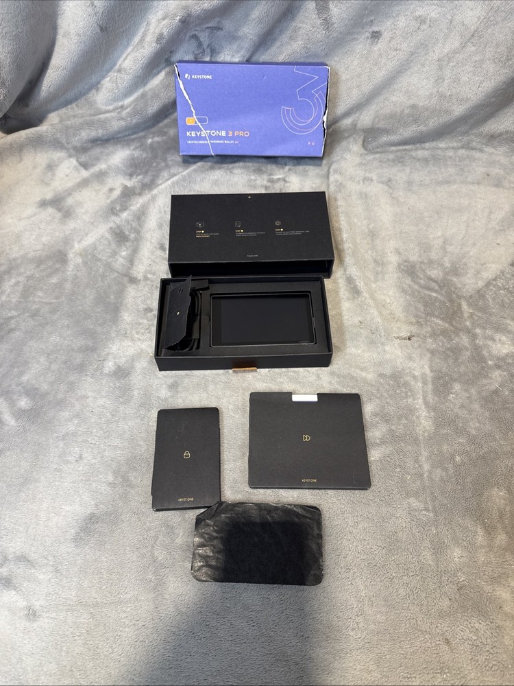 Keystone ~ Cryptocurrency Hardware Wallet Air-gapped Keystone 3 Pro Touch Screen