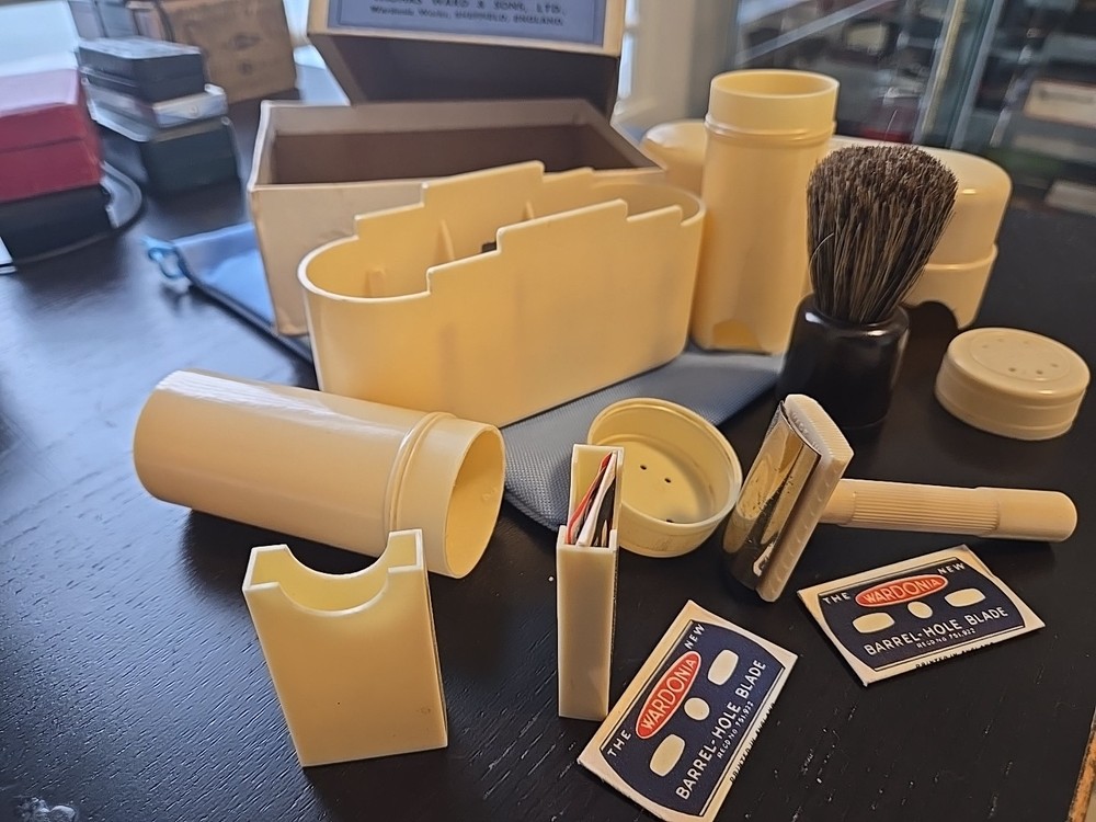 Vintage Wardonia Safety Razor