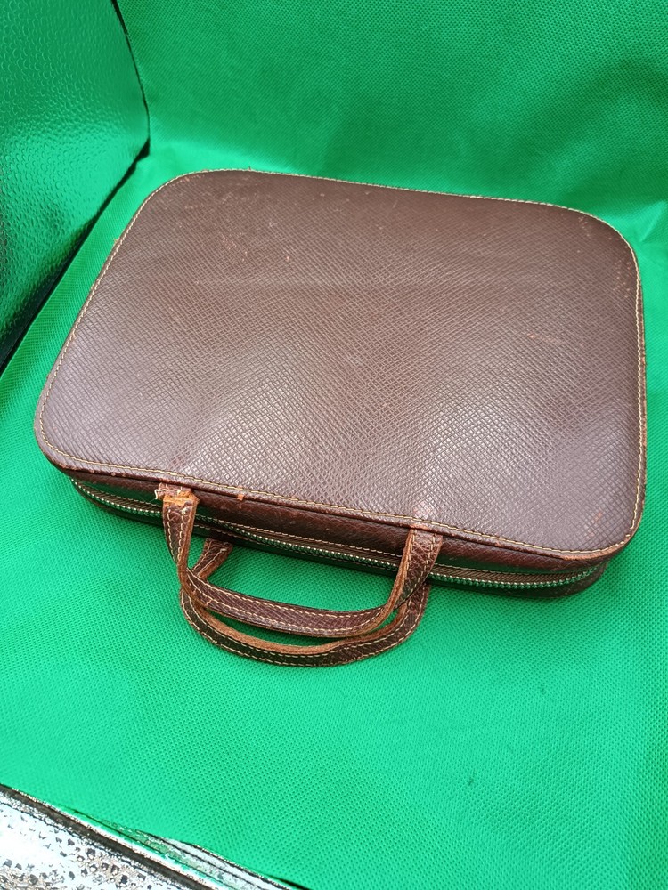 WWII WW2 Original German toiletry set.3