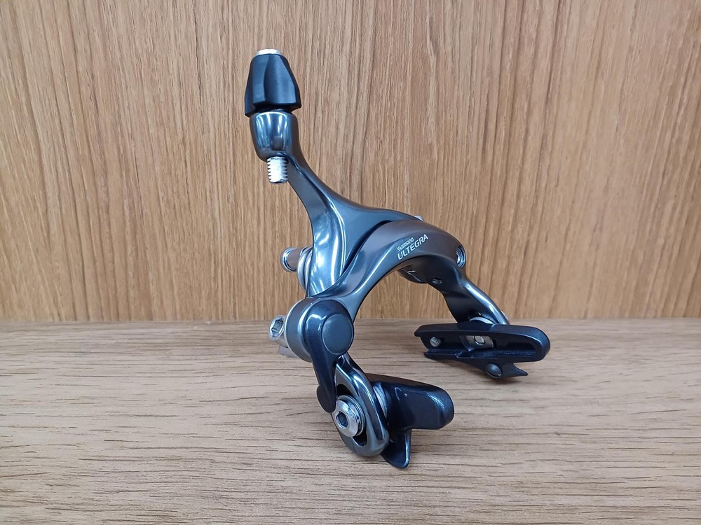 BR-6600 brake calipers (front and rear)