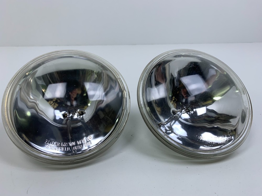 Open Box 2 PACK Baader Brown 4636 Bulb 80w K272 Sealed Beam