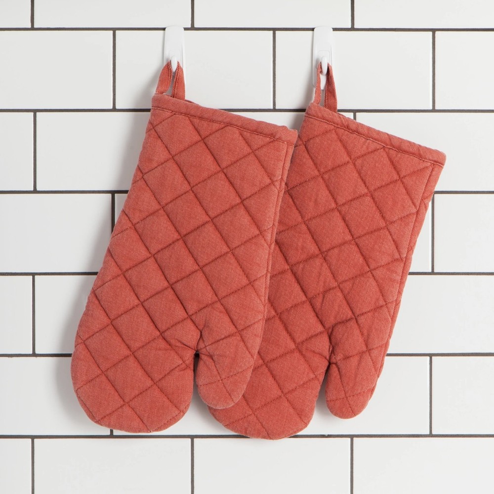 Now Designs Oven Mitt, Clay Stonewash (2110619)