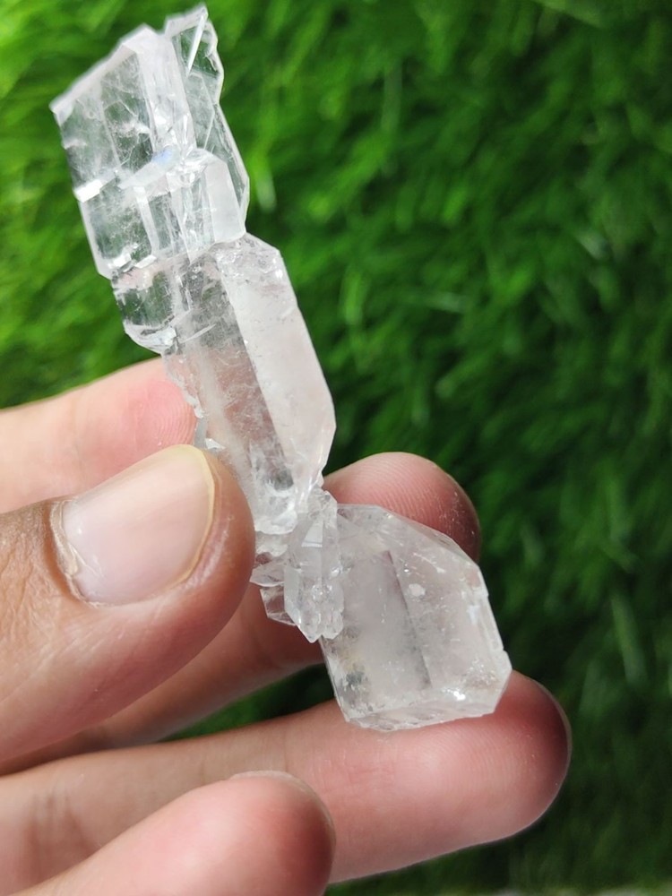 Faden Quartz DT Transparent Crystal Having Good Luster & Nice Termination