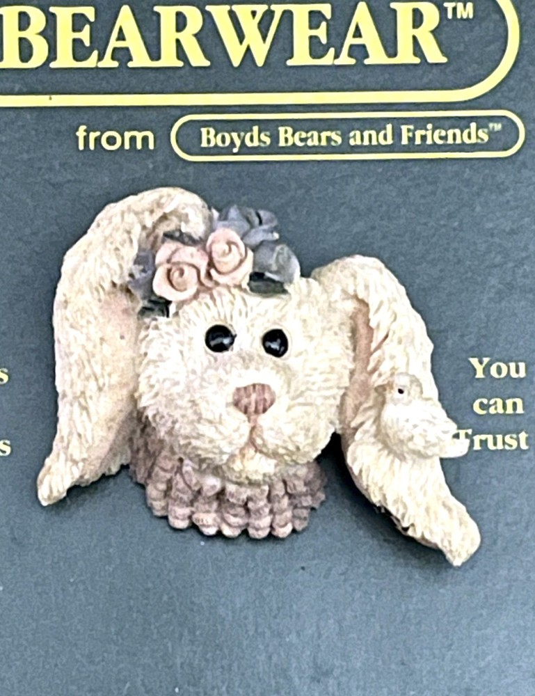 Boyds Bears pin "Daphne with Dove" #2611 New, retired Rabbit, springtime, Easter