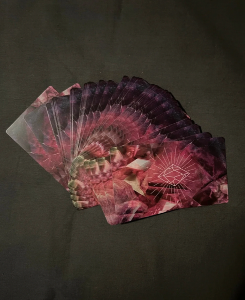 Crystals Oracle Deck: Includes a 52 Oracle Deck w Instructions Beginners Tarot