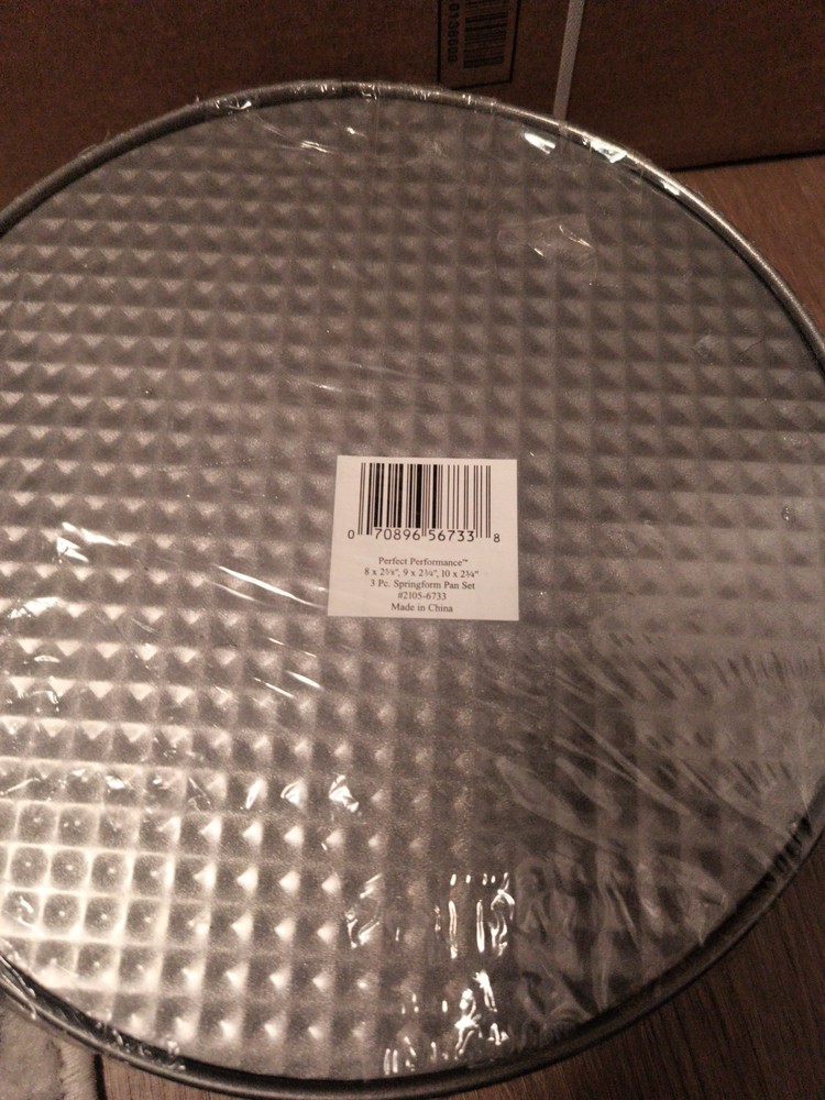 Wilton Perfect Performance 3 Piece Springform Pan Set NEW Non-Stick Bakeware