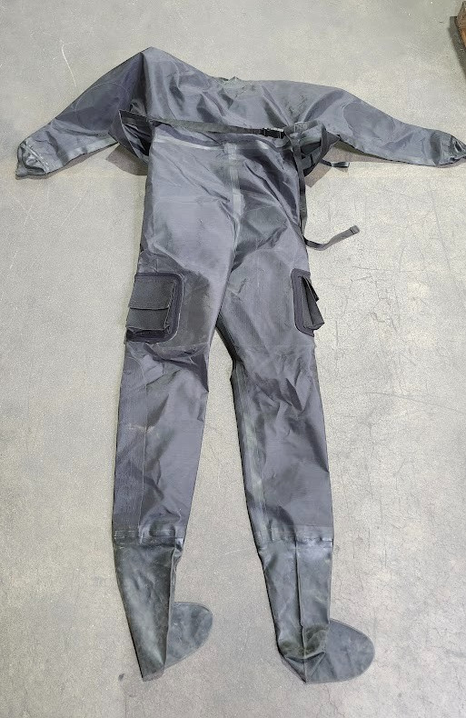 apeks Drysuit Surplus size Small