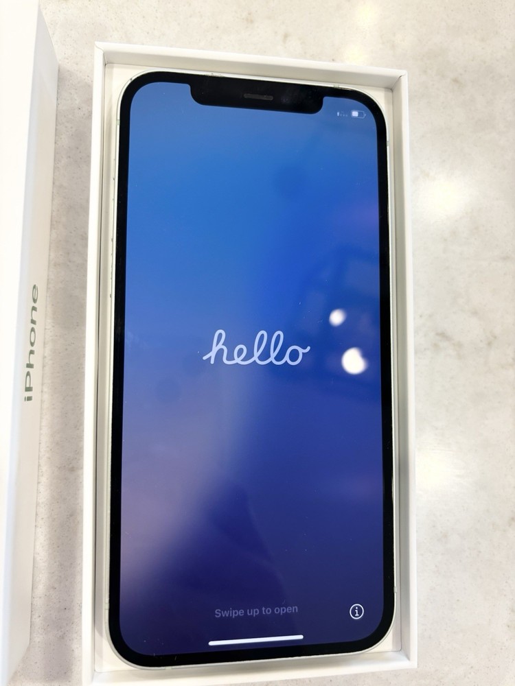 Apple iPhone 12 128GB UnlockedSmartphone - Good