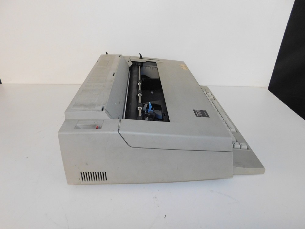 IBM WHEELWRITER 3 TYPEWRITER (TPS76)