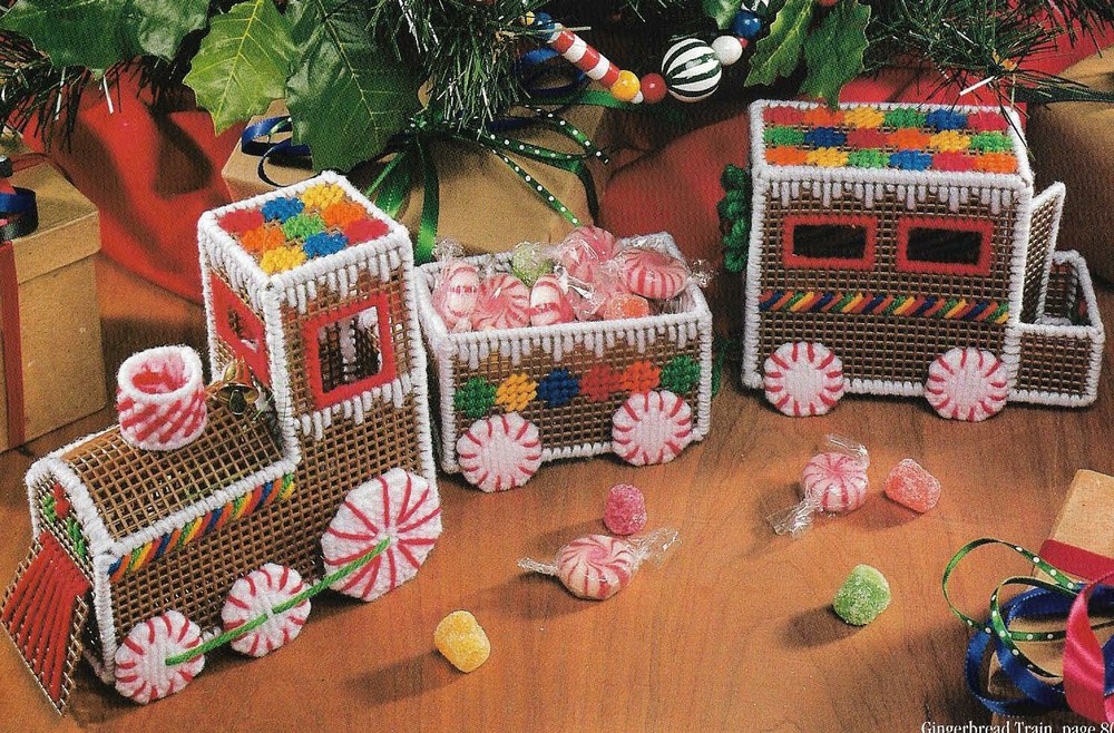 GINGERBREAD TRAIN CANDY HOLDER CHRISTMAS PLASTIC CANVAS PATTERN INSTRUCTIONS