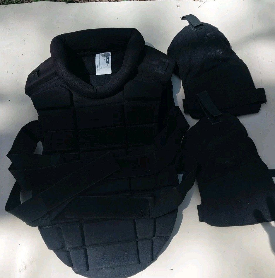 Riot Gear Chest Protector With Shoulder Pads Size Medium