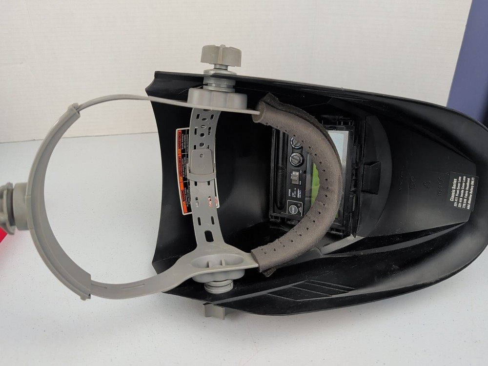 Miller Classic Series Welding Helmet With Auto Dimming.