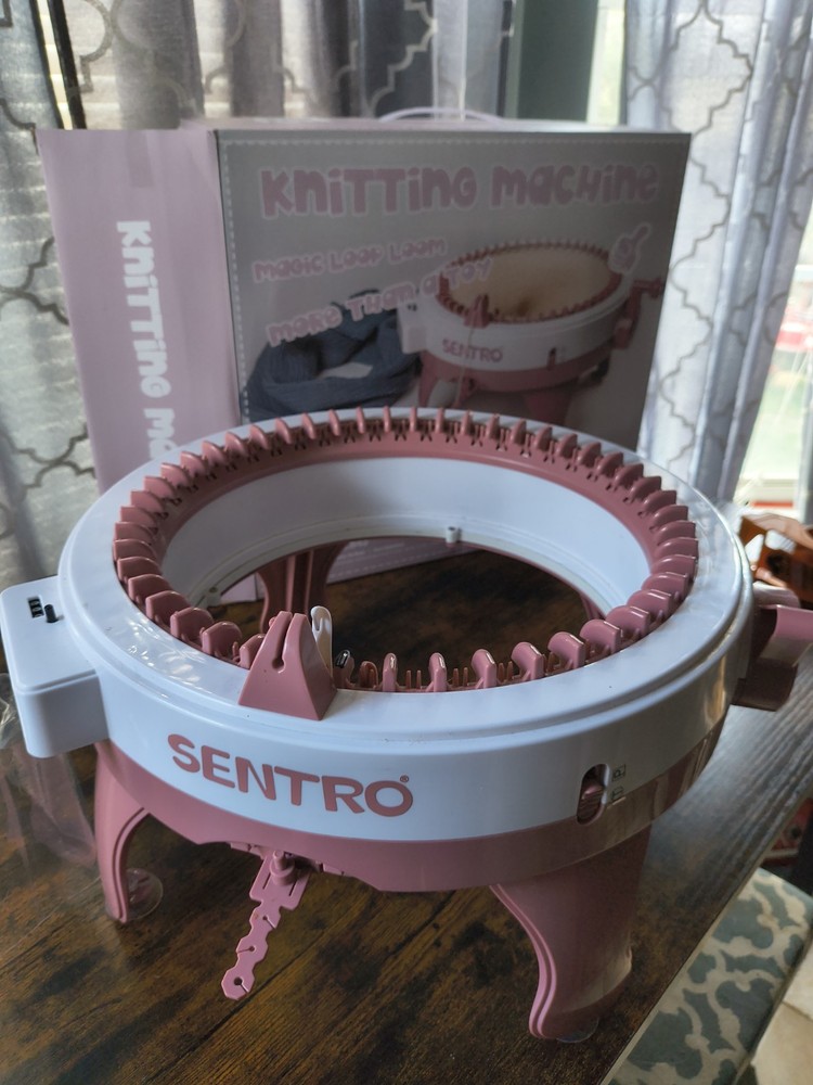 Sentro Magic Loop Loom Knitting Machine No. 843 with Accessories
