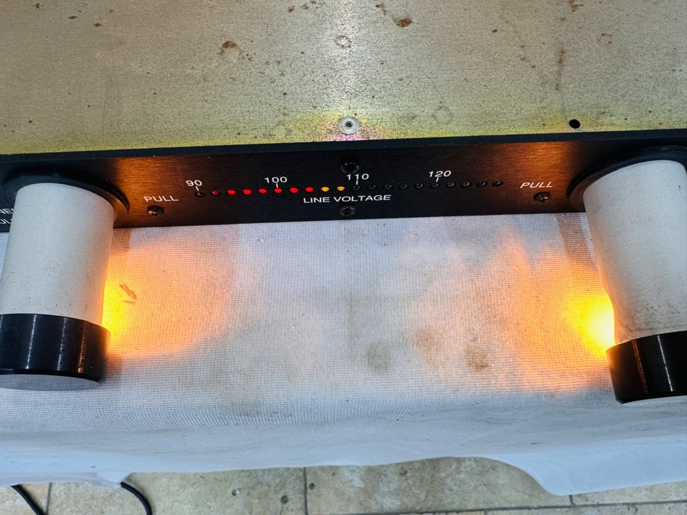 Furman PL-Plus Power Condition Light Module - Tested & Working