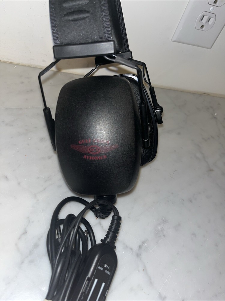 Gulf Coast Avionics Headphones With Microphone