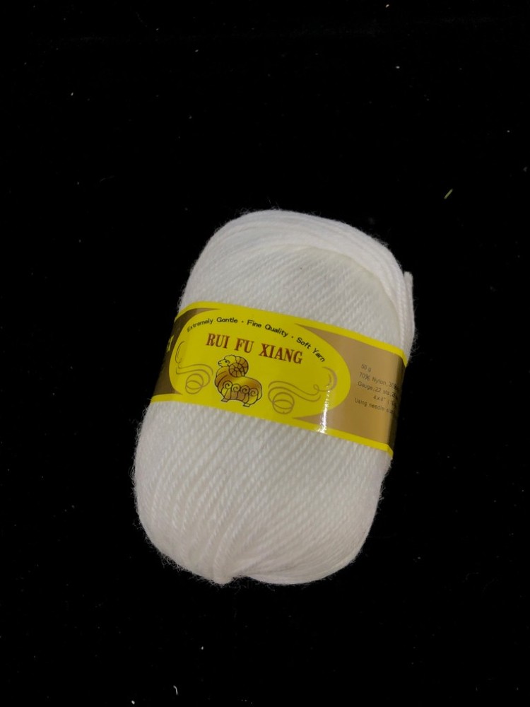 RUI FU XIANG WHITE YARN.