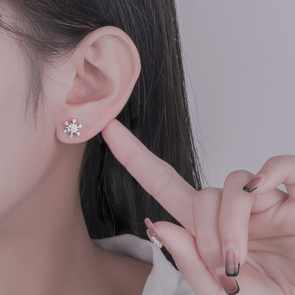 Silver Snowflake Stud Earrings - 925 Sterling Silver, Gift for Christmas, Com...